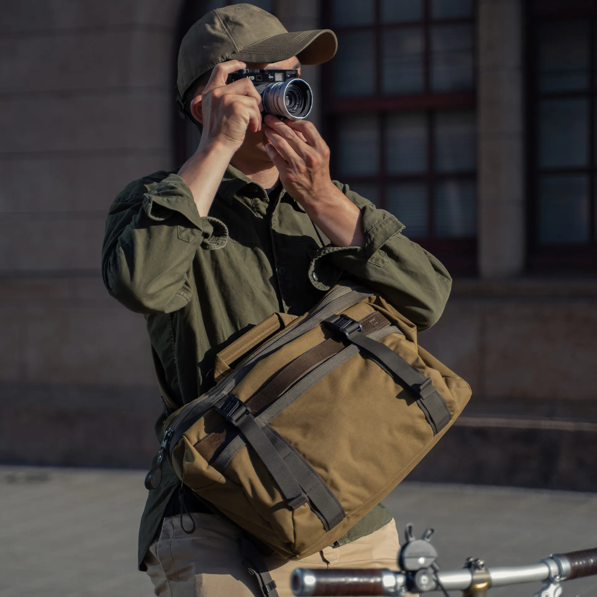 Lightning Rider V2 Sling Bag 13 L - Image 8
